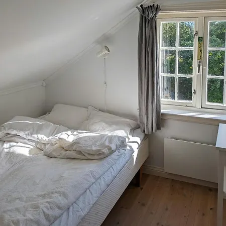 Large House With Private Dock In Blindleia Lillesand