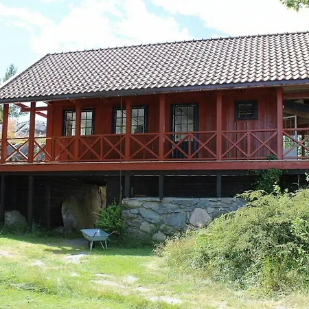 Large House With Private Dock In Blindleia * Lillesand